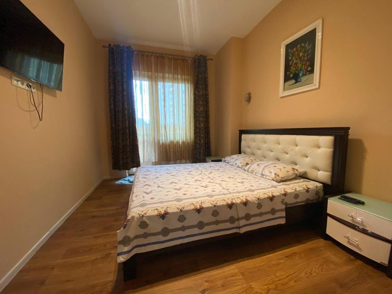 Apartment On Dragomirova Kiev Buitenkant foto